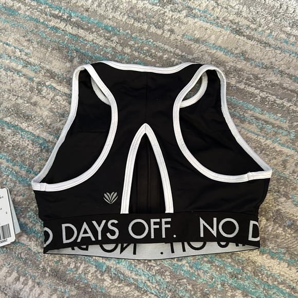 Forever 21 Sports Bra - Picture 4 of 5